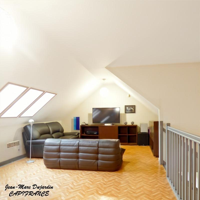 Villa - 250 m² - 8 pièces