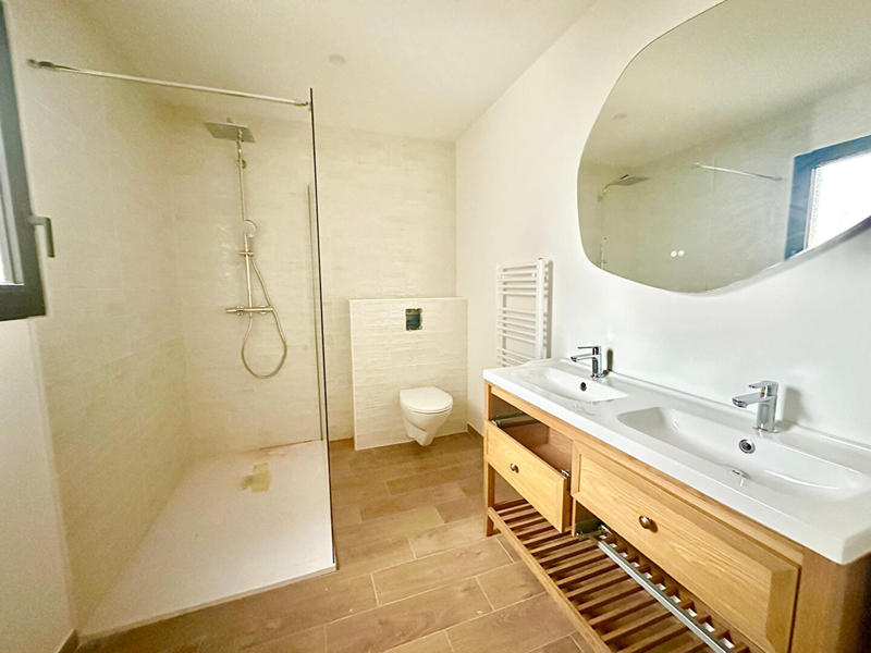 Maison - 150 m² - 5 pièces