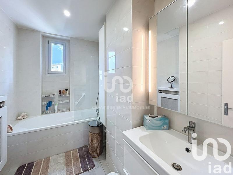 Appartement - 79 m² - 4 pièces