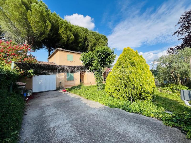 Maison - 148 m² - 7 pièces