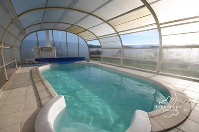 Maison - 212 m² - 9 pièces