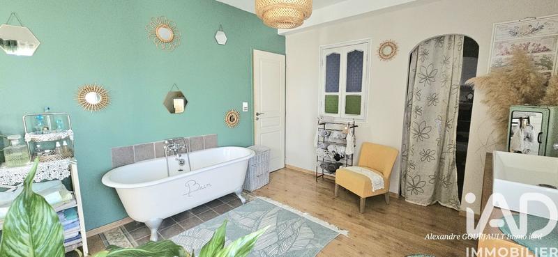 Maison - 170 m² - 6 pièces