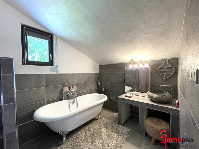 Maison - 135 m² - 5 pièces