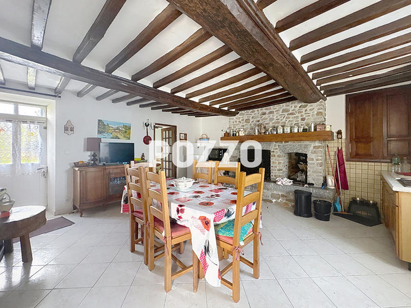 Maison - 175 m² - 9 pièces