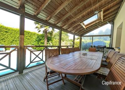 Maison - 105 m² - 5 pièces