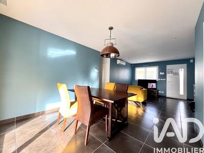 Maison - 98 m² - 4 pièces