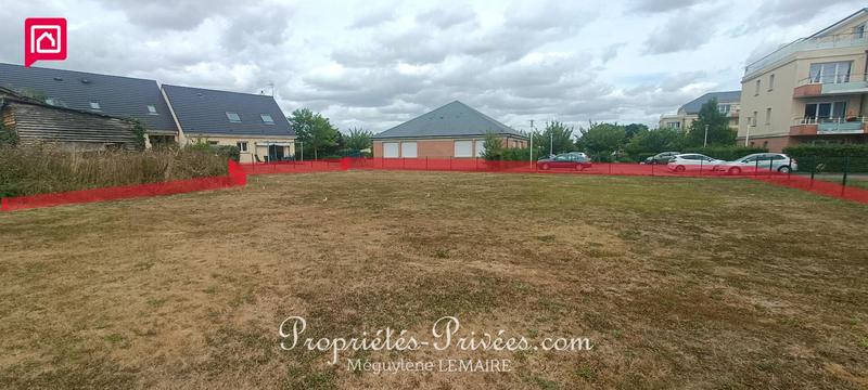 Terrain constructible - 1 008 m²
