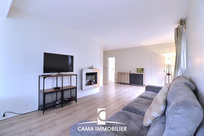 Appartement - 112 m² - 6 pièces