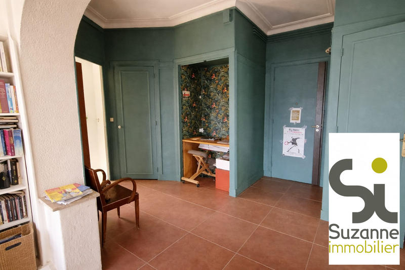 Appartement - 99 m² - 4 pièces