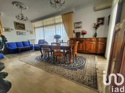 Appartement - 160 m² - 5 pièces