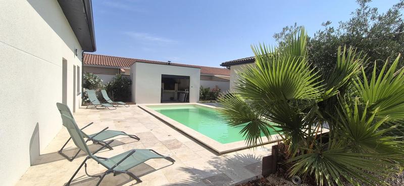 Maison - 226 m² - 7 pièces