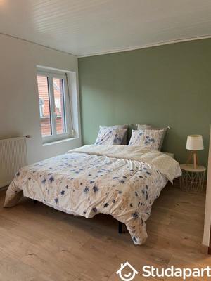 Chambre - 9 m² - 1 pièce