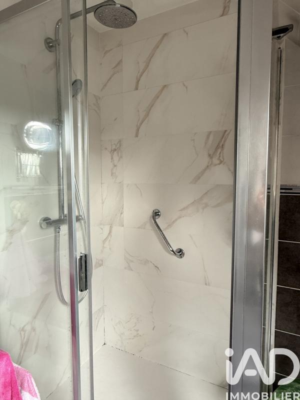 Maison - 100 m² - 7 pièces