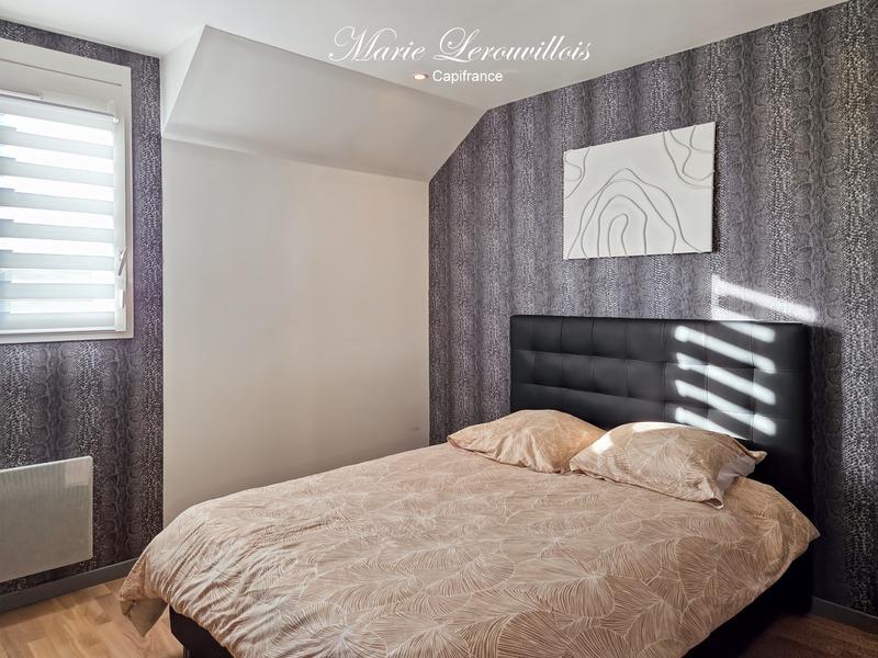 Maison - 152 m² - 8 pièces