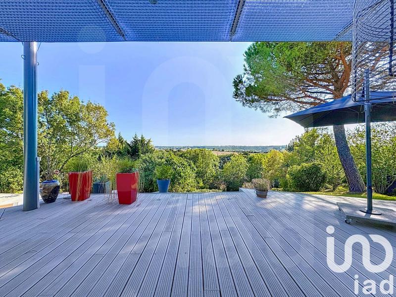 Maison - 245 m² - 7 pièces