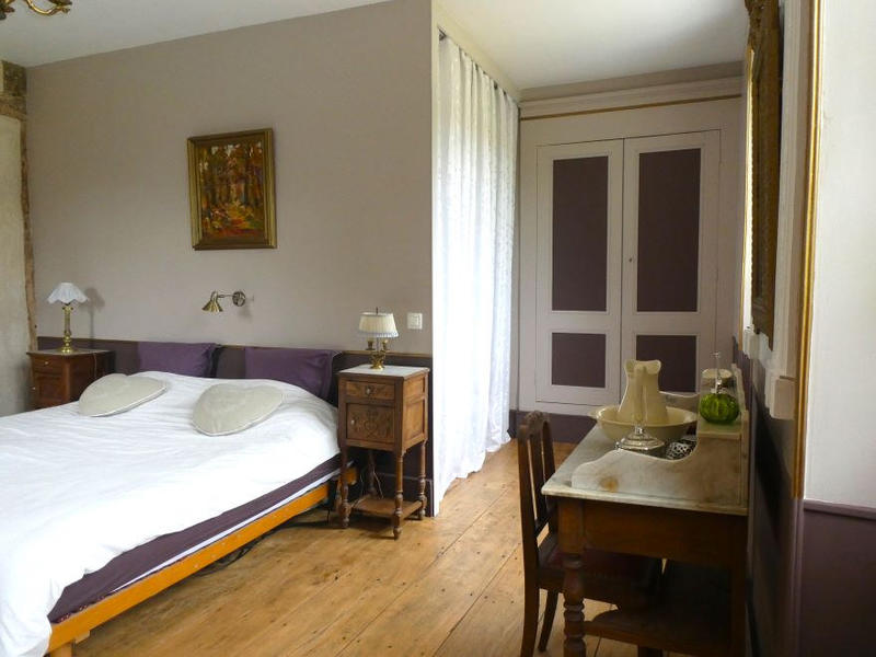 Maison en pierre - 253 m² - 10 pièces