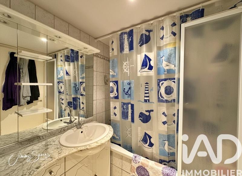 Maison - 92 m² - 5 pièces