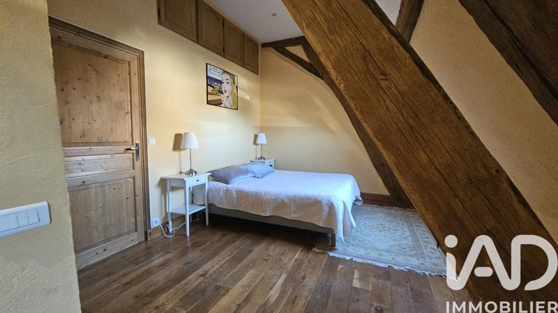 Maison - 181 m² - 7 pièces