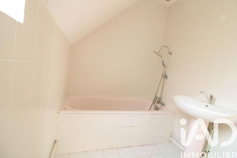 Maison - 80 m² - 5 pièces