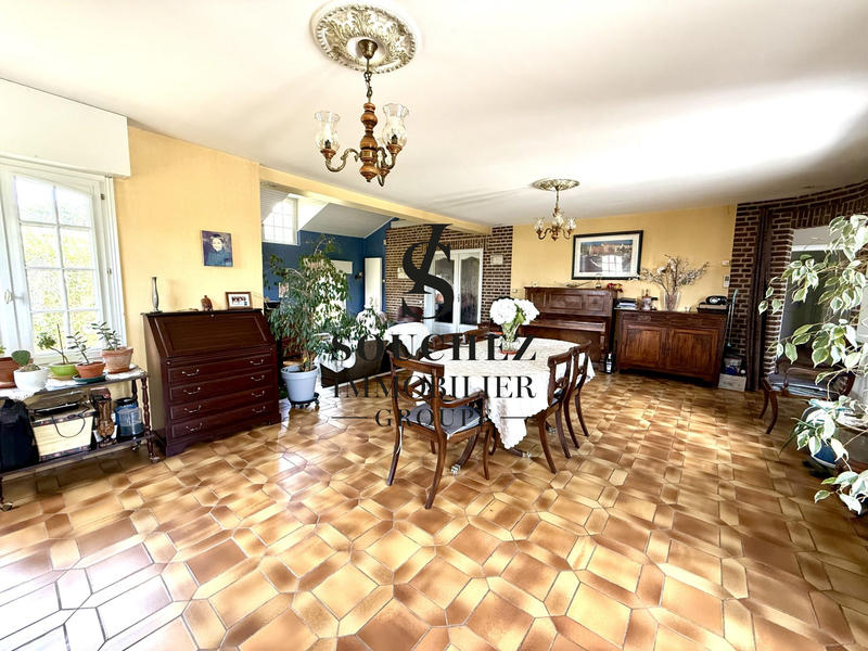 Maison - 191 m² - 6 pièces