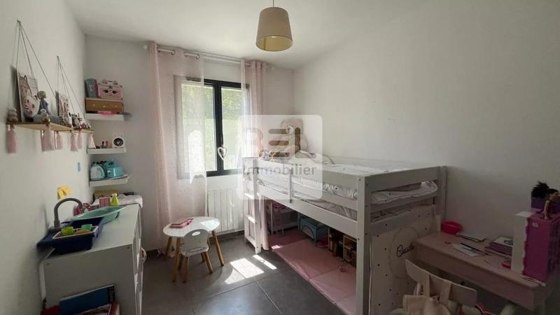 Maison - 94 m² - 5 pièces