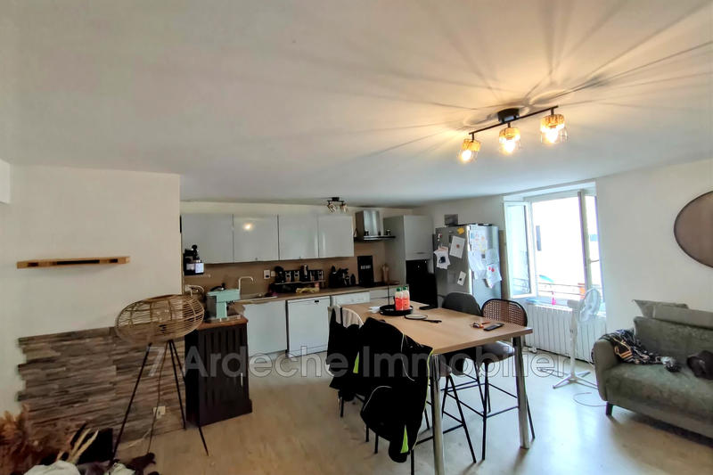 Appartement - 69 m² - 4 pièces