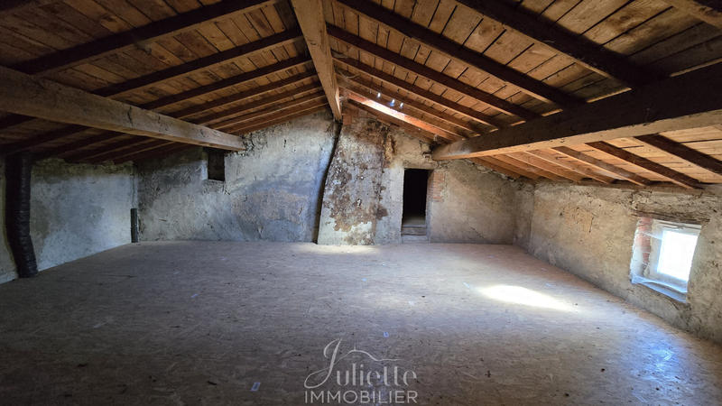 Maison - 135 m² - 1 pièce