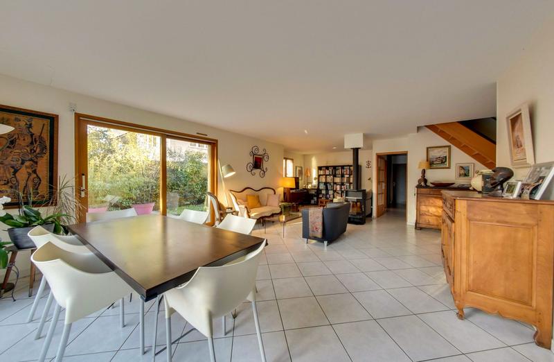 Maison - 163 m² - 6 pièces