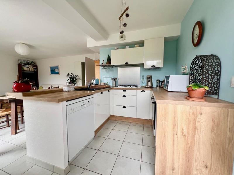 Maison - 93 m² - 5 pièces