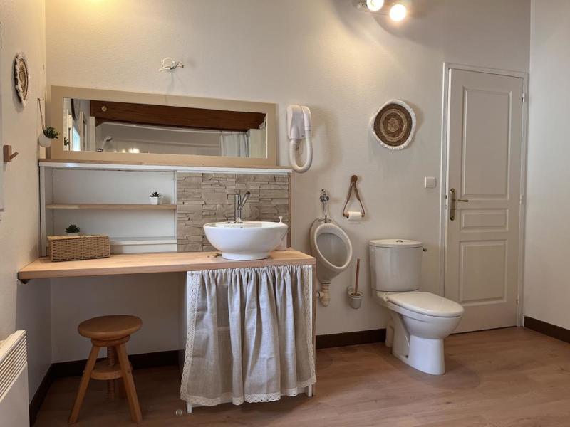 Maison - 570 m² - 14 pièces