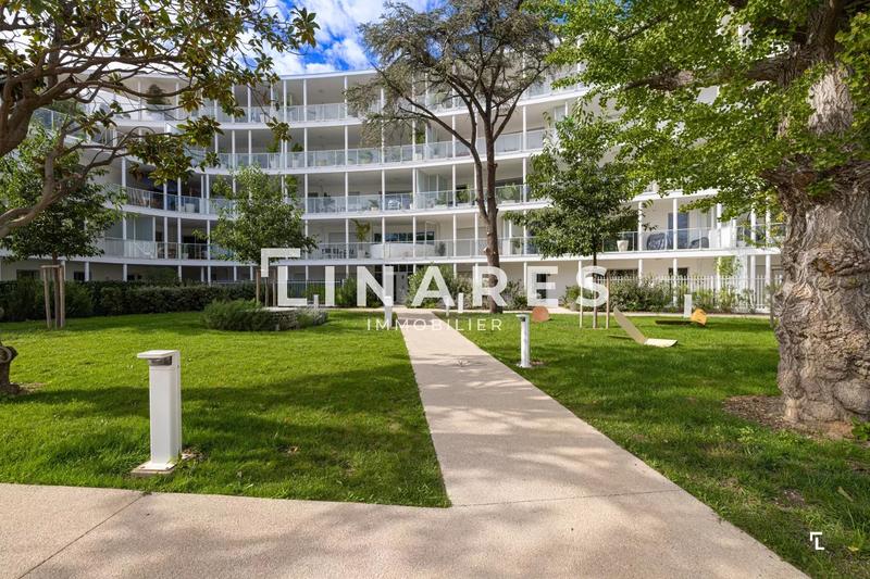 Appartement - 200 m² - 5 pièces