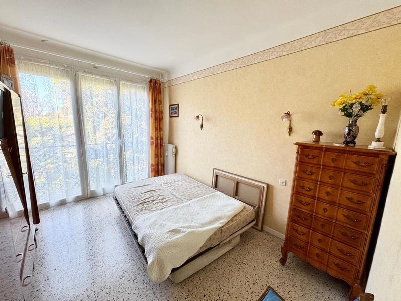 Appartement - 85 m² - 4 pièces