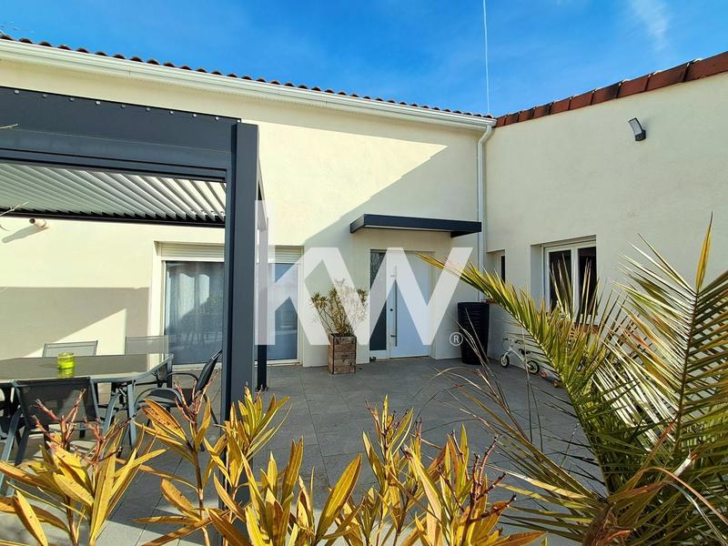 Maison - 191 m² - 7 pièces