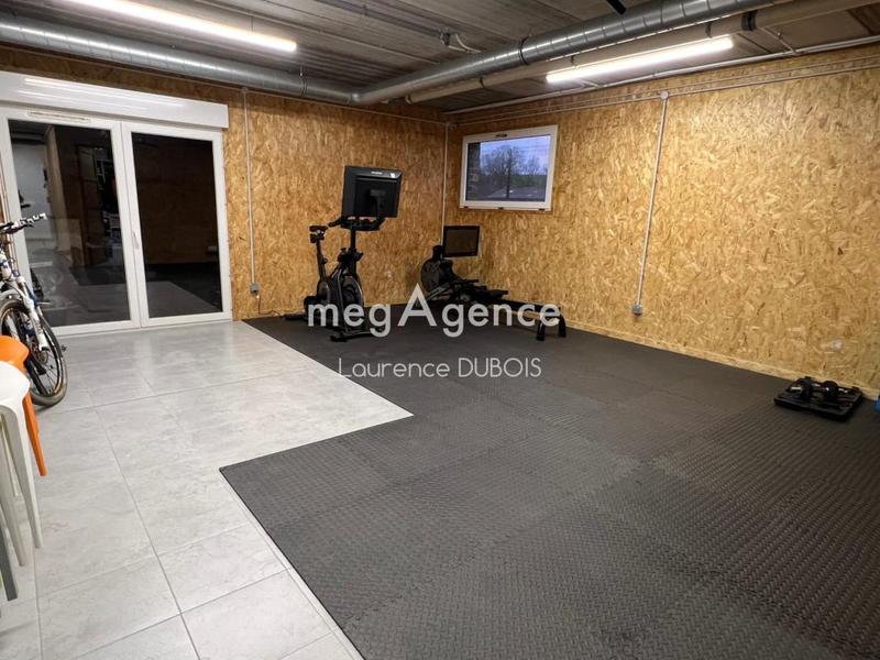 Maison - 200 m² - 5 pièces