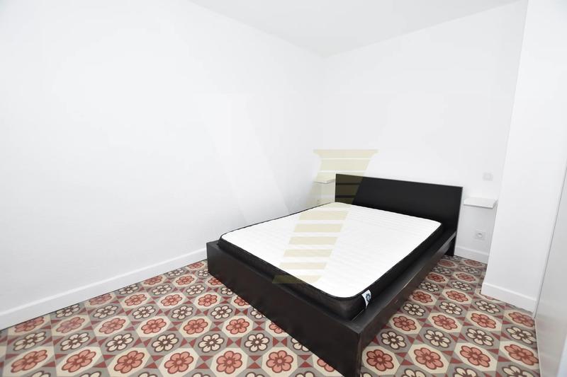 Immeuble - 150 m² - 9 pièces