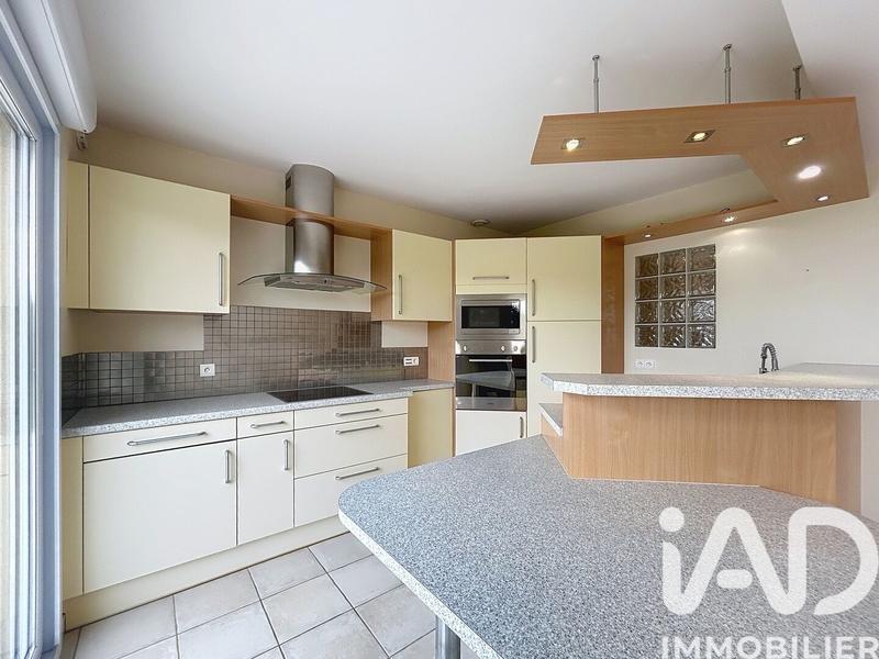 Maison - 139 m² - 5 pièces