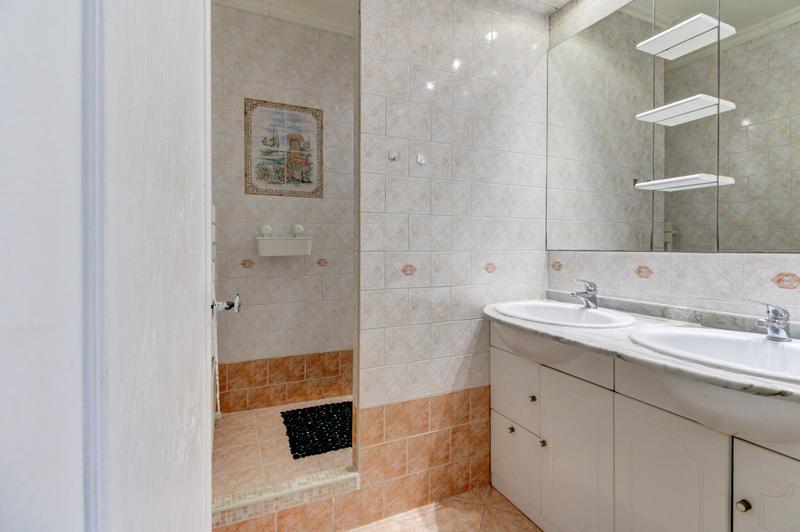 Appartement - 76 m² - 4 pièces