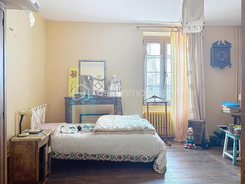 Maison ancienne - 174 m² - 7 pièces