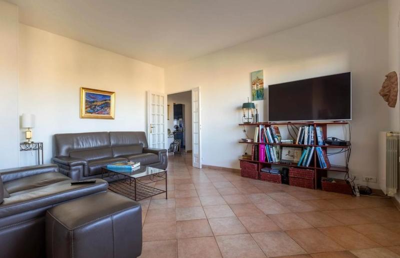 Studio - 102 m² - 3 pièces