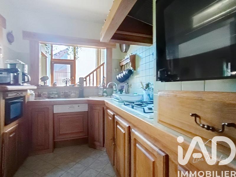 Maison - 165 m² - 9 pièces