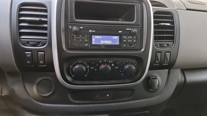 Renault Trafic Fg Gcf L1h1 1000 dCi 95