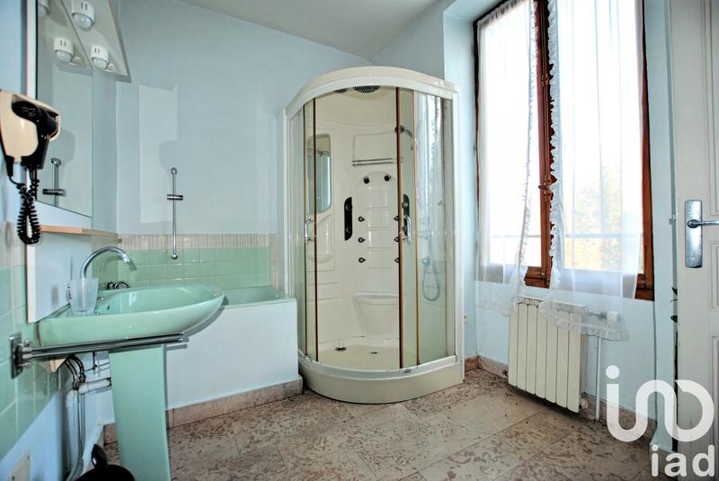 Maison - 435 m² - 15 pièces