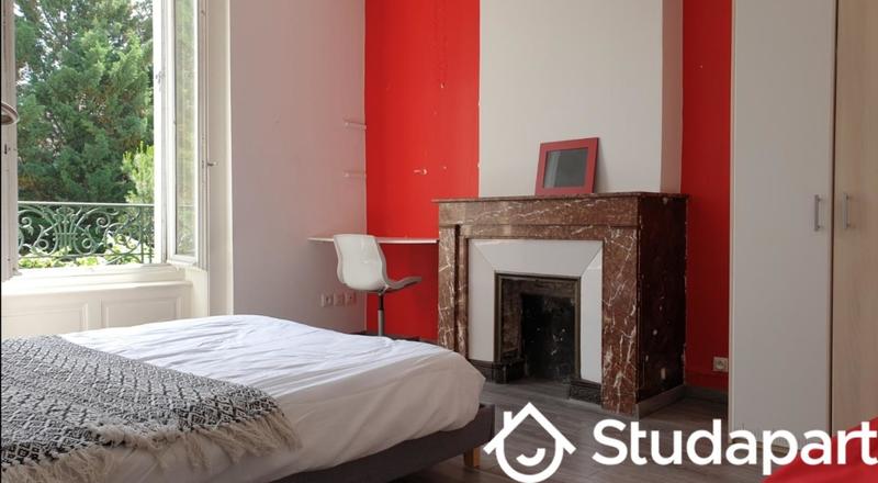 Chambre - 10 m² - 1 pièce