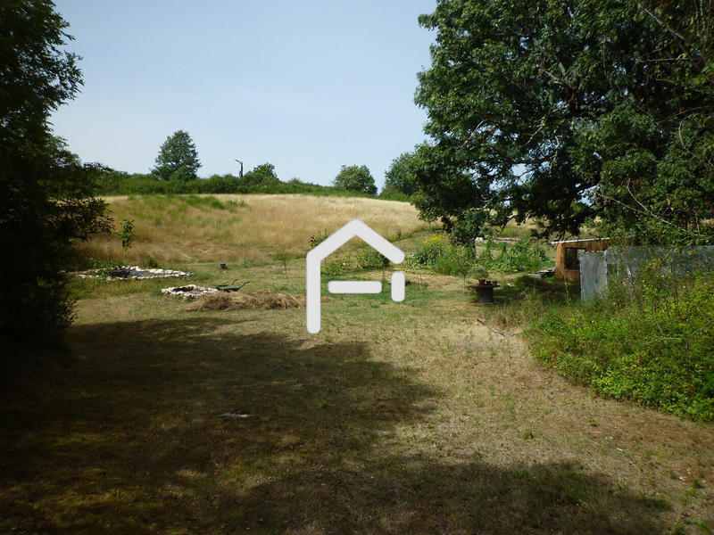 Maison - 240 m² - 9 pièces