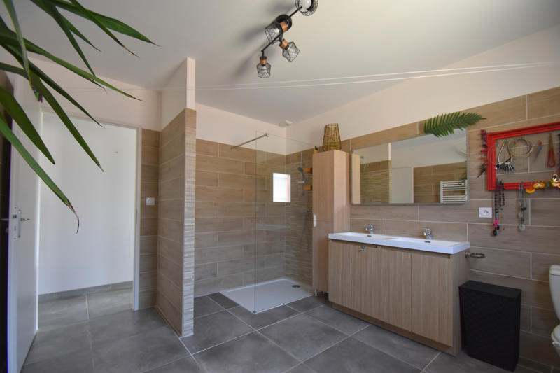 Maison - 99 m² - 4 pièces