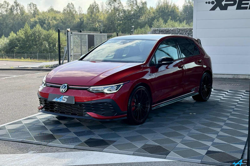 Volkswagen Golf VIII Gti Clubsport 300ch Dsg7 hk Akrapovic Pas de Malus