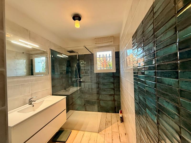 Maison - 167 m² - 7 pièces