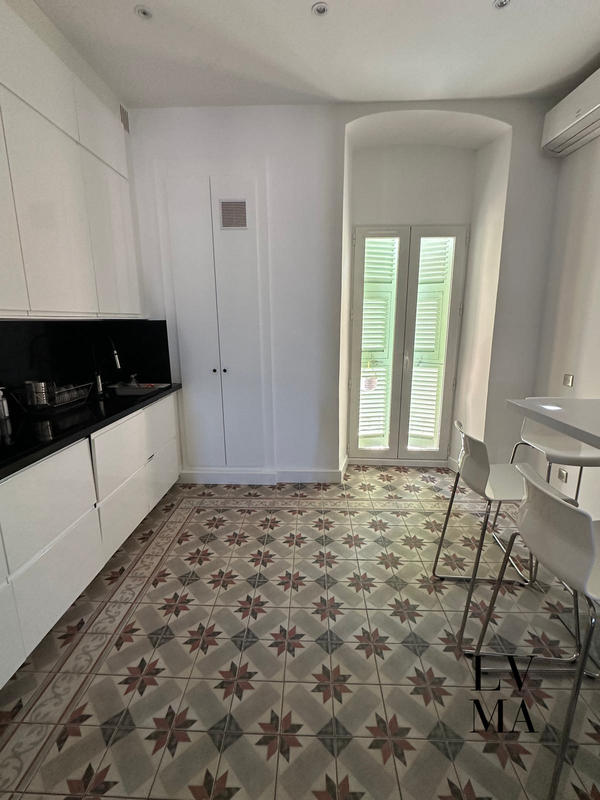 Appartement - 117 m² - 3 pièces