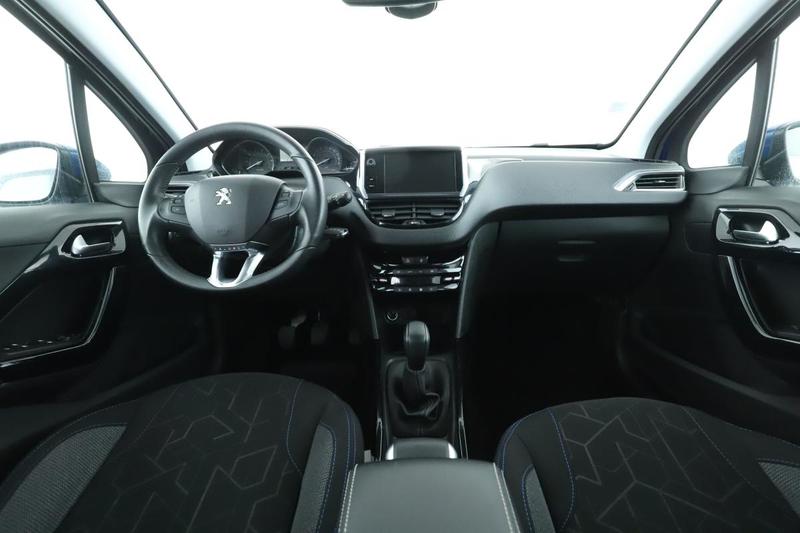 Peugeot 2008 1.2 PureTech Signature 82 ch