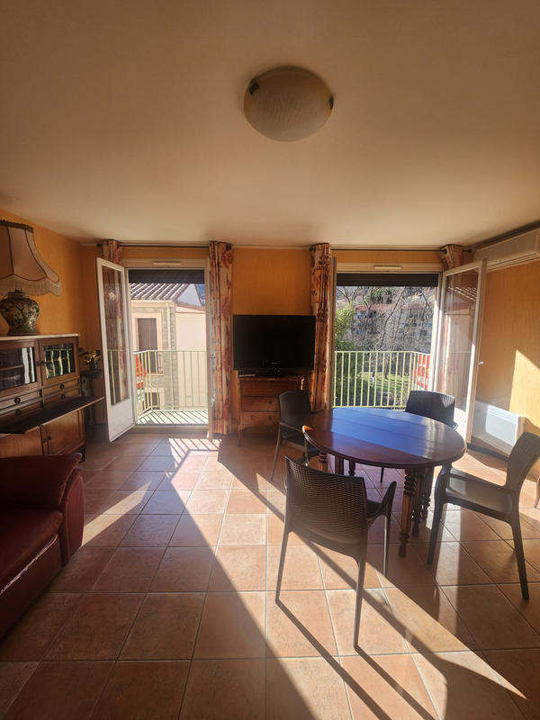 Appartement - 75 m² - 3 pièces